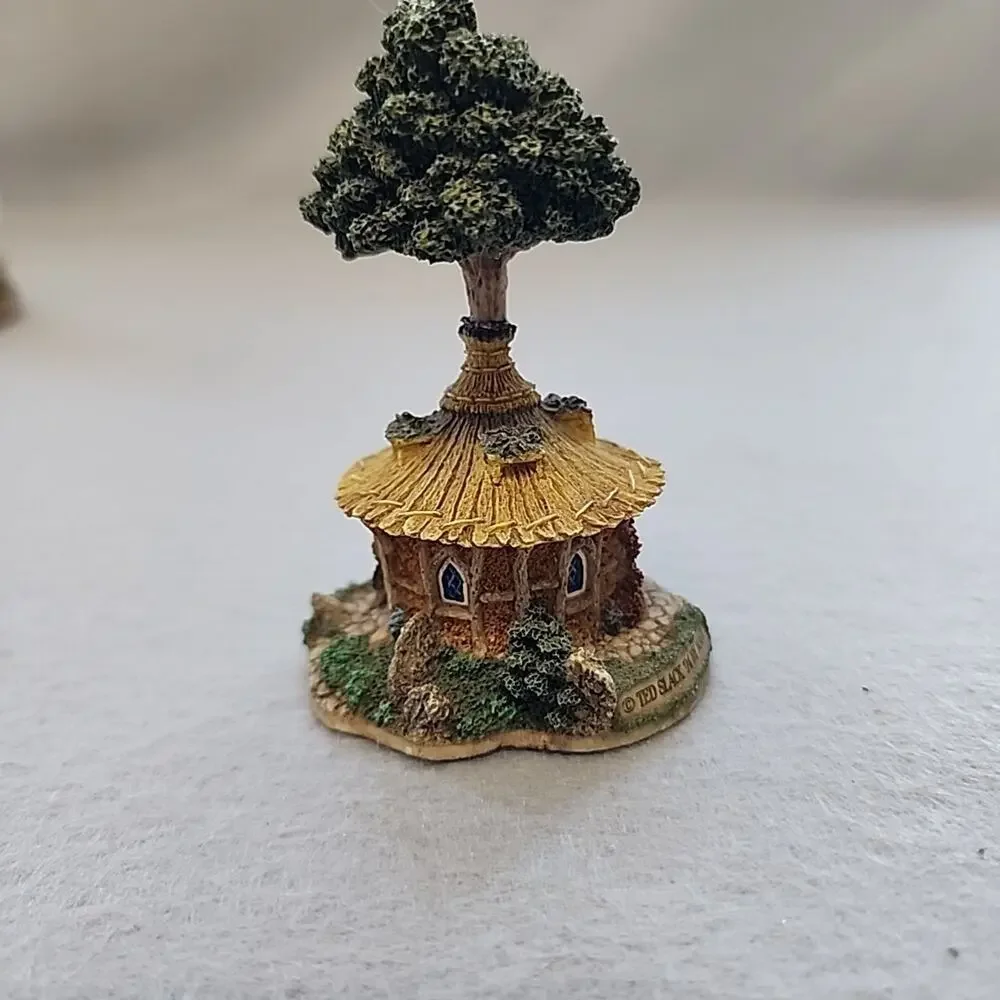 Lot‎ of 4 Woodly Wise Treehouse Cottage Sculptures John Hind Studios Ted Slack